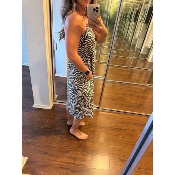 THALASSA XS Spaghetti Strap Zebra dress with pockets - Picture 2 of 7